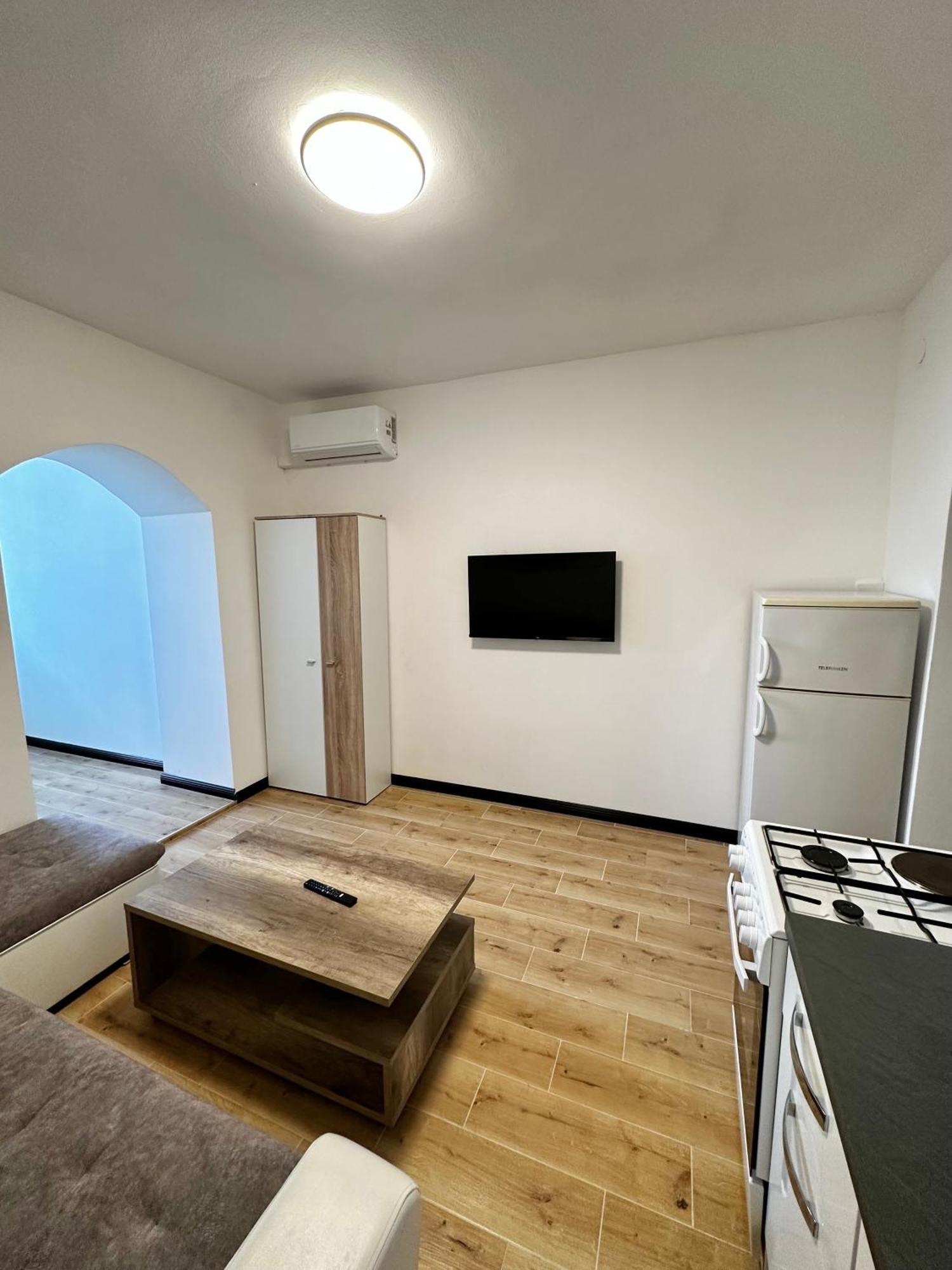 Crolivia Apartments Near Arena, Center Of PUY מראה חיצוני תמונה